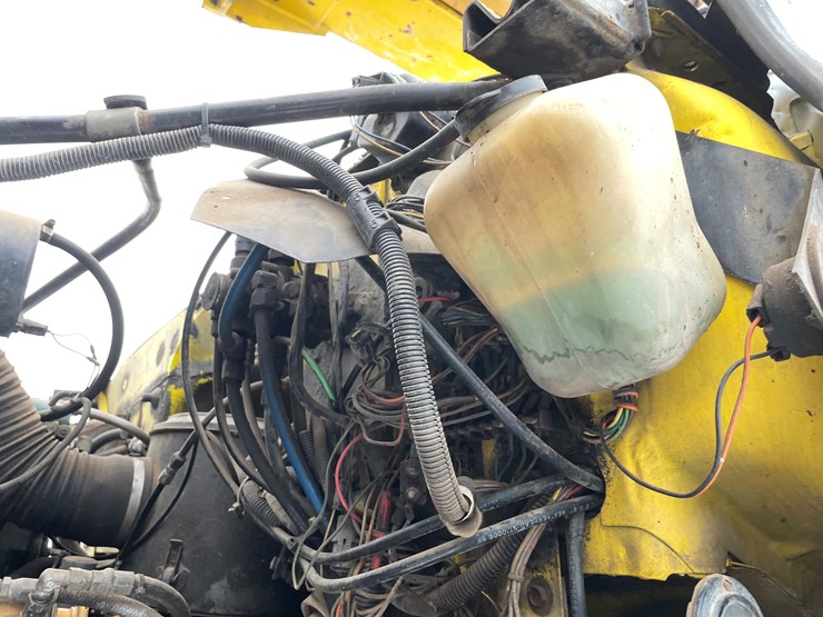 #1168-•-1988-gmc-topkick-sierra-digger-derrick-truck-(has-mn-title)-image-19