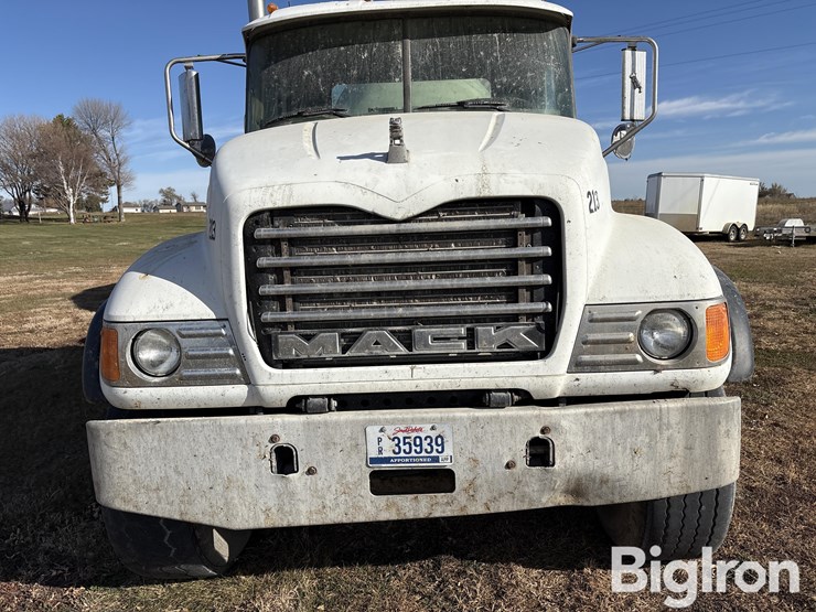 2003-mack-cv500-granite-tri/a-concrete-transit-mixer-truck-w/bridgemaster-booster-image-11