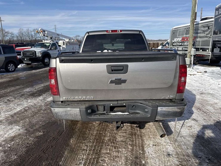 2009-chevrolet-silverado-1500-image-4