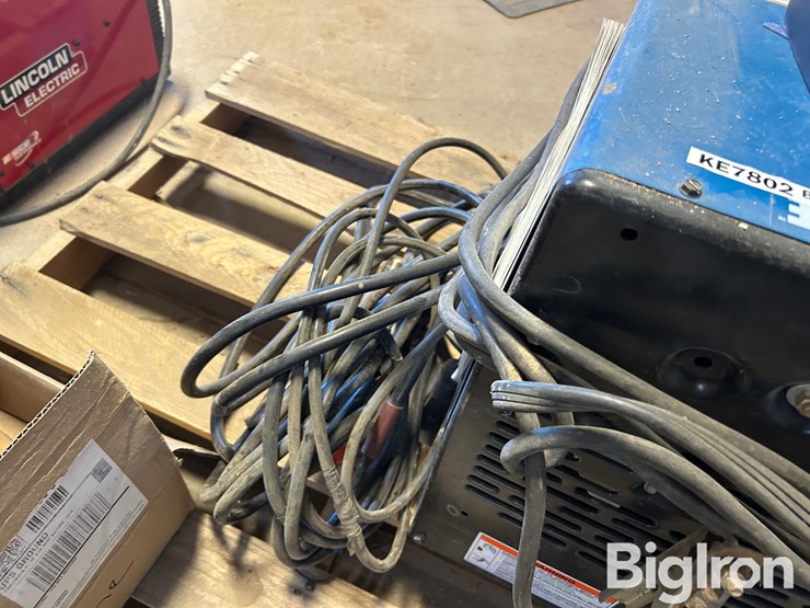 miller-thunderbolt-xl-stick-welder-image-17