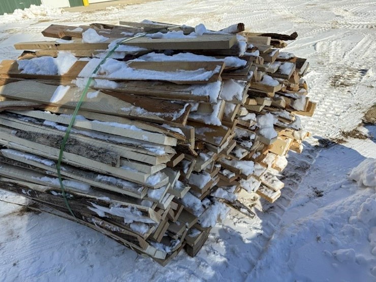 pallet-of-lumber-image-1