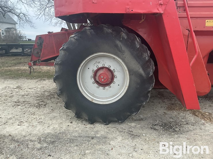 massey-ferguson-860-image-11