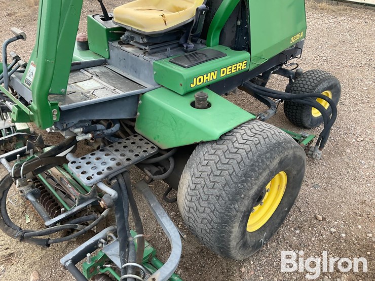 john-deere-3235a-image-11