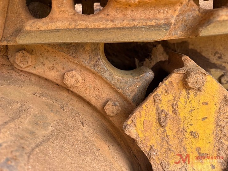 caterpillar-953c-image-15