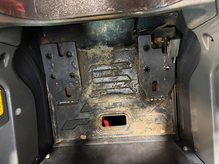 2021-bobcat-t66-image-30