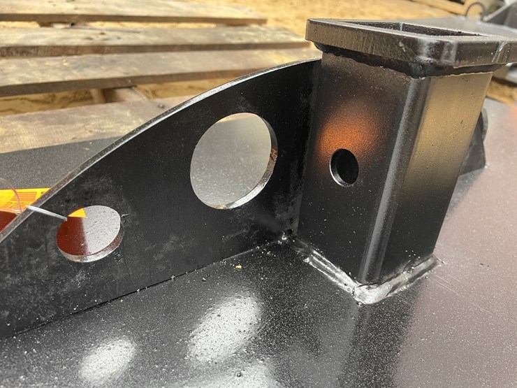 #2542-•-new-pinnacle-heavy-duty-1/2-moon-gusseted-2"-receiver-hitch-with-chain-hook-image-7