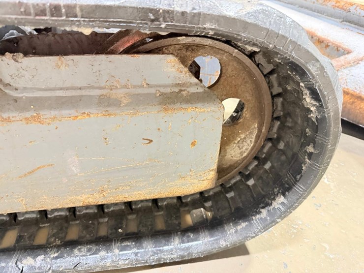 takeuchi-tb230-image-24