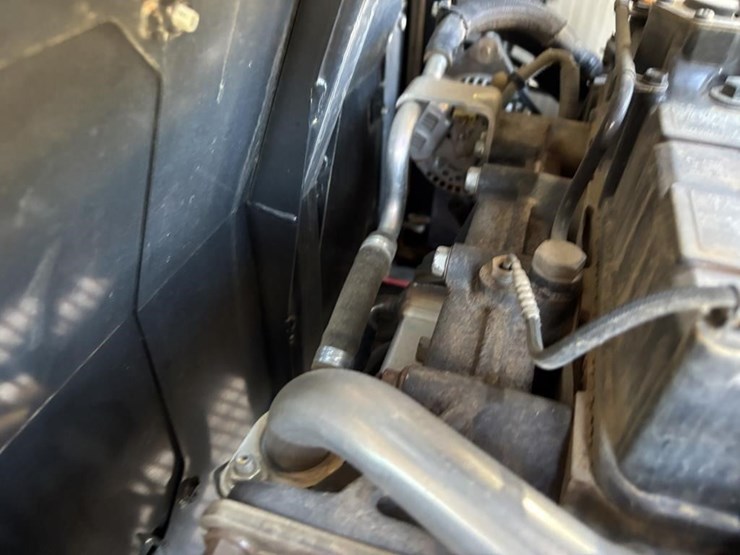 takeuchi-tb240-image-62