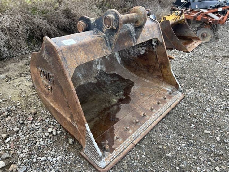 cws-56"-muck-bucket-image-1