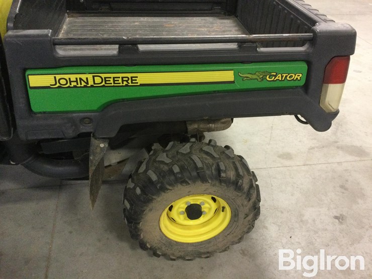 john-deere-gator-image-17