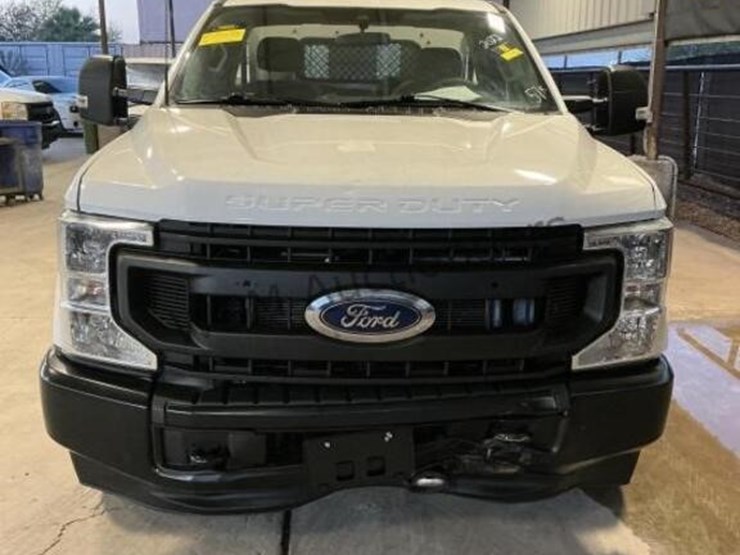 2022-ford-f250-image-3