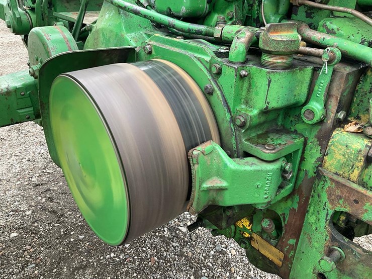 john-deere-730-image-38