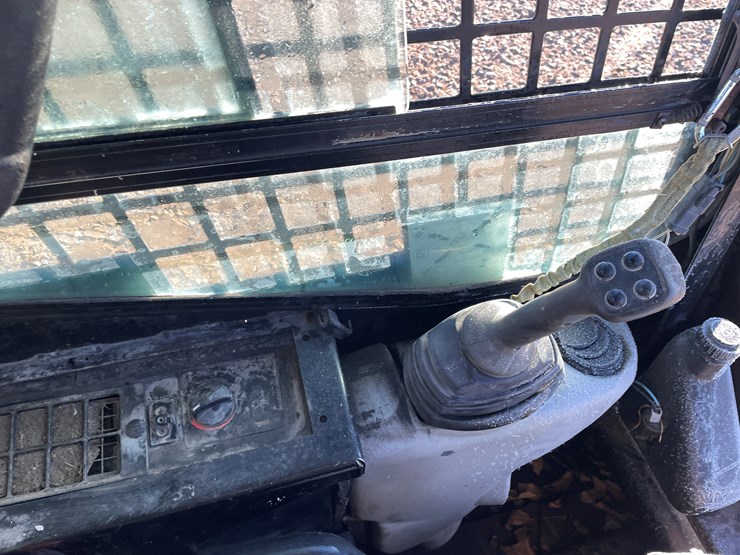 caterpillar-257b-image-35