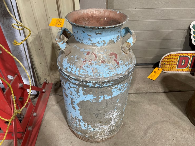 #7869-•-metal-milk-can-image-5