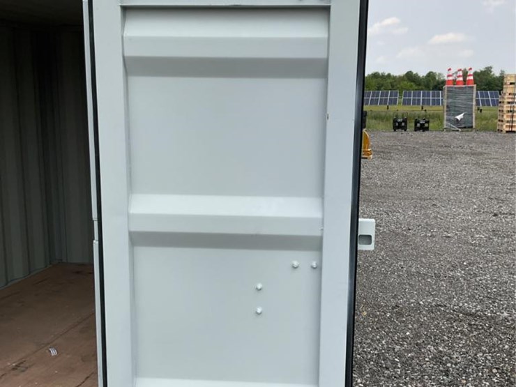 #4019a-•-one-trip-8'-mini-container-image-10