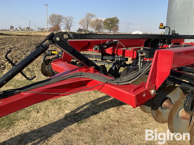 2009-case-ih-690-image-14