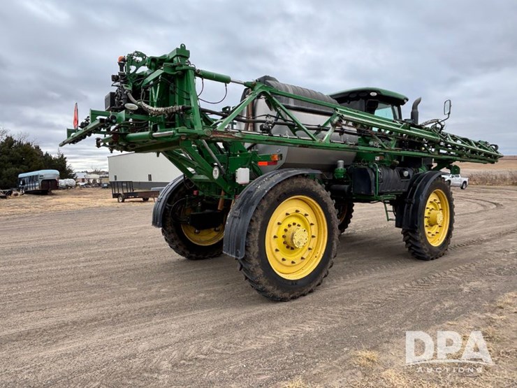 john-deere-r4045-image-9