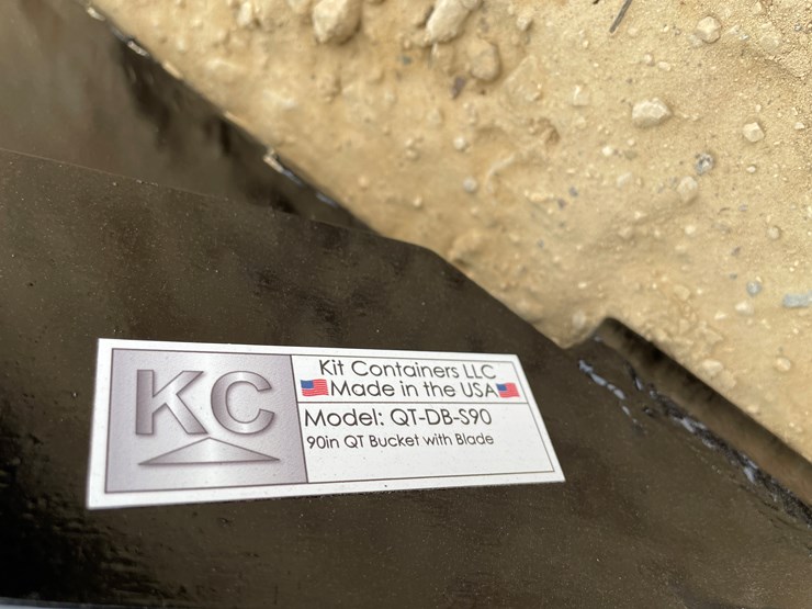 #2559-•-new-kc-90"-skid-steer-bucket-image-15