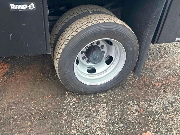 dodge-ram-5500hd-image-11