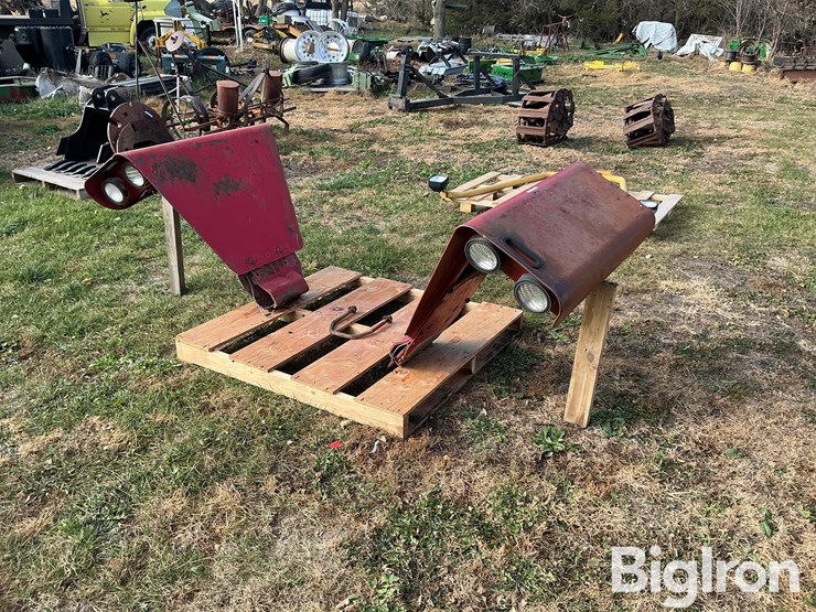 international-806-image-3