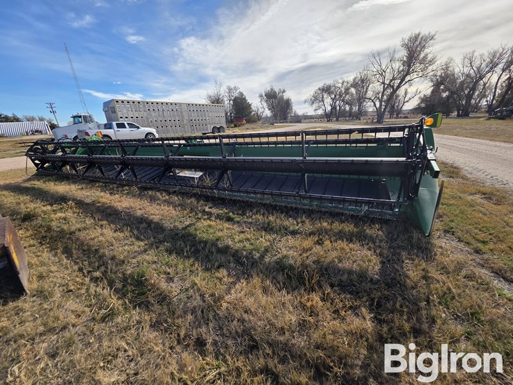 john-deere-635d-image-2