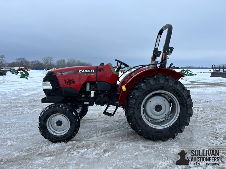 case-ih-farmall-70a-image-8