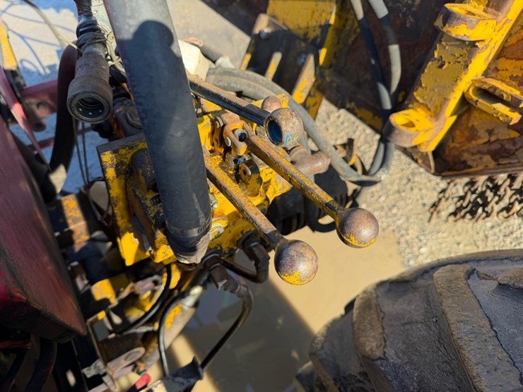 international-b414-image-28