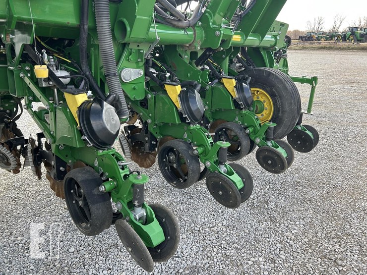 john-deere-1795-image-27