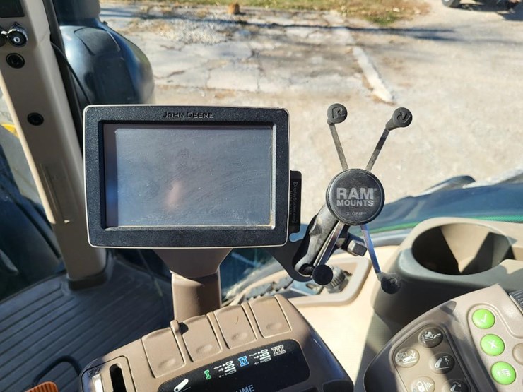 john-deere-8335r-image-64