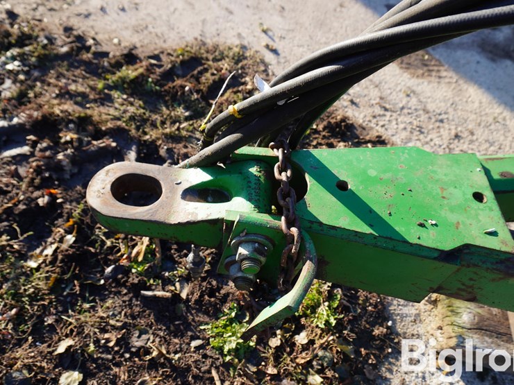 john-deere-726-image-9