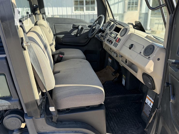 john-deere-gator-xuv-835r-image-12