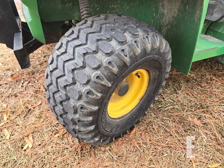 john-deere-gator-image-8