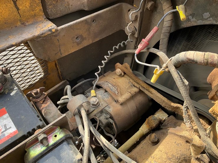 #1351-•-allis-chalmers-forklift-image-43