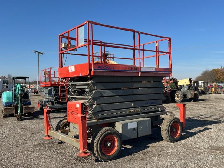 skyjack-sj8850rt-image-1