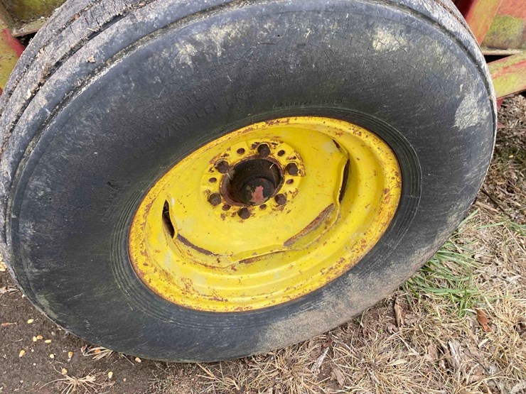 new-holland-850-image-19