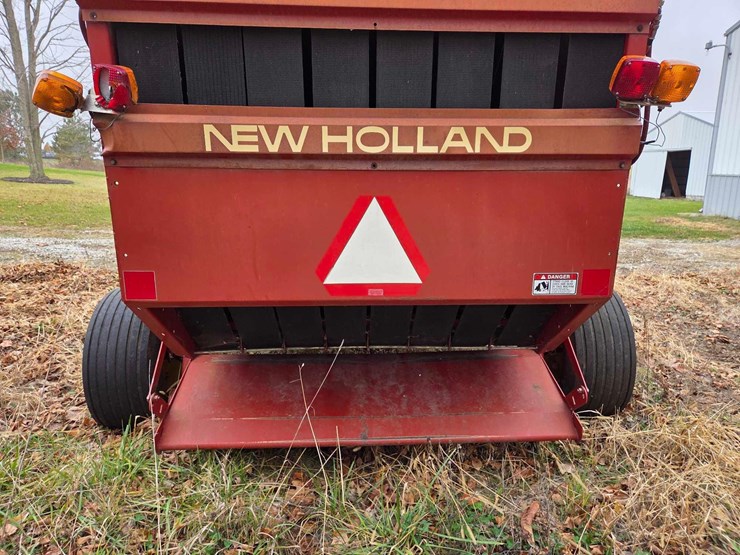 new-holland-664-image-17