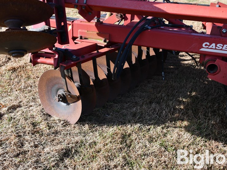 case-ih-3950-image-18