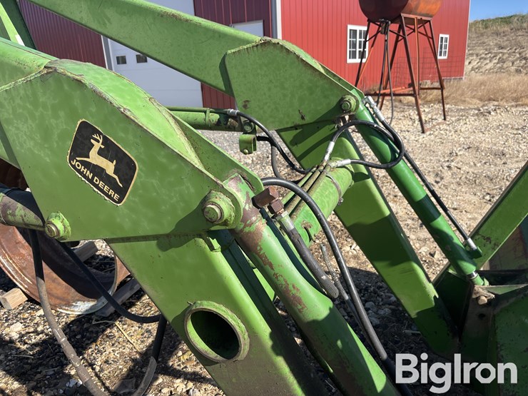 john-deere-158-image-19