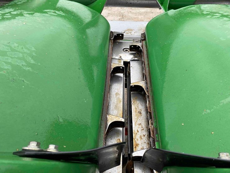 john-deere-608c-image-54