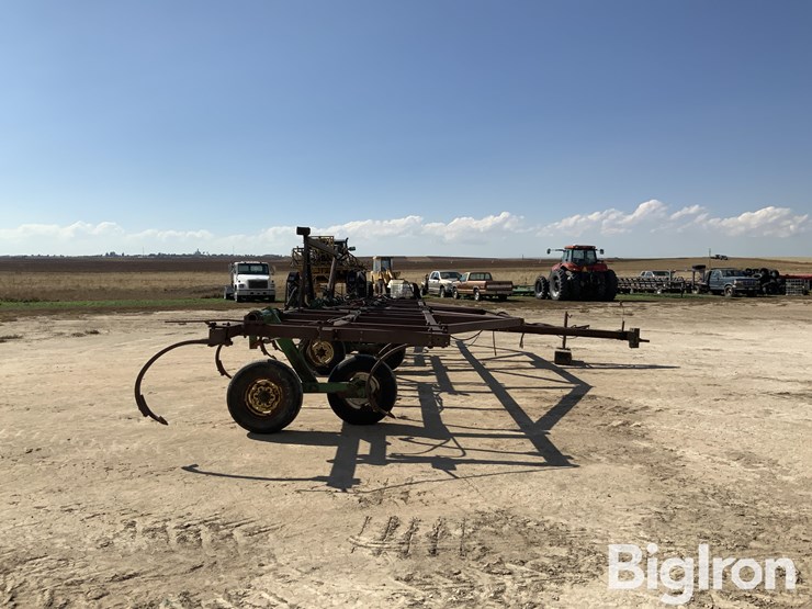 john-deere-1610-image-4