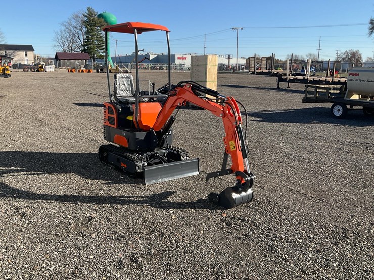 #1611-•-ats-rt12r-mini-excavator-image-2