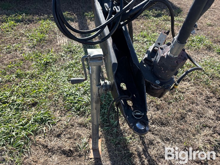 hesston-1265-image-10