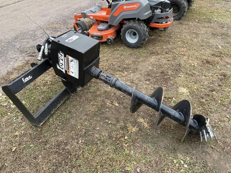 lowe-1650-classic-universal-attach-auger-image-3