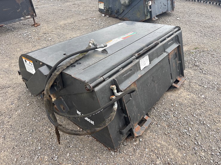 #29732-•-2012-bobcat-60"-sweeper-bucket-image-4