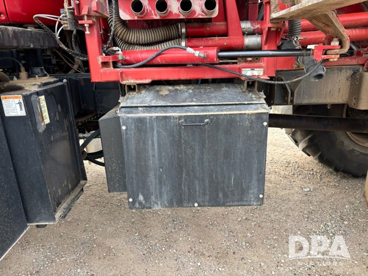 case-ih-titan-4530-image-36