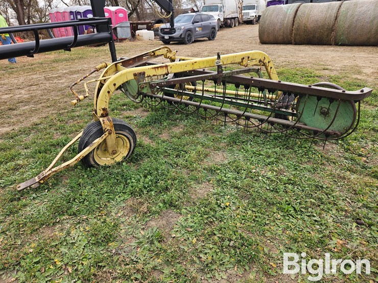 john-deere-640-image-1