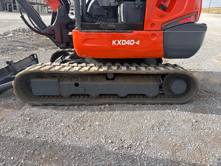 kubota-kx040-4-image-9