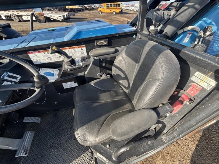 2018-genie-gth1056-image-28