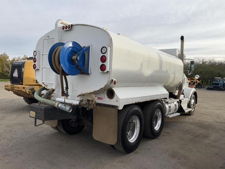 2012-kenworth-t800-image-5