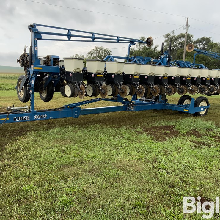 KINZE 3600